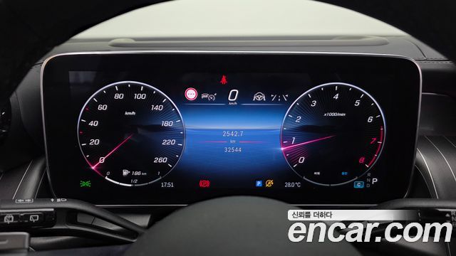 Mercedes-Benz GLC-Class GLC300 4MATIC AMG Line