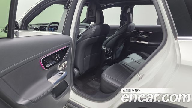 Mercedes-Benz GLC-Class GLC300 4MATIC AMG Line