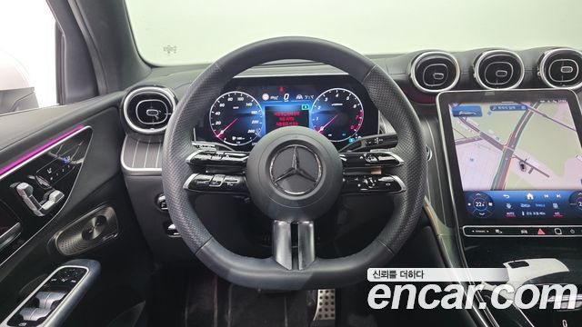 Mercedes-Benz GLC-Class GLC300 4MATIC AMG Line