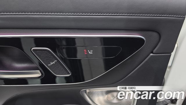 Mercedes-Benz GLC-Class GLC300 4MATIC AMG Line