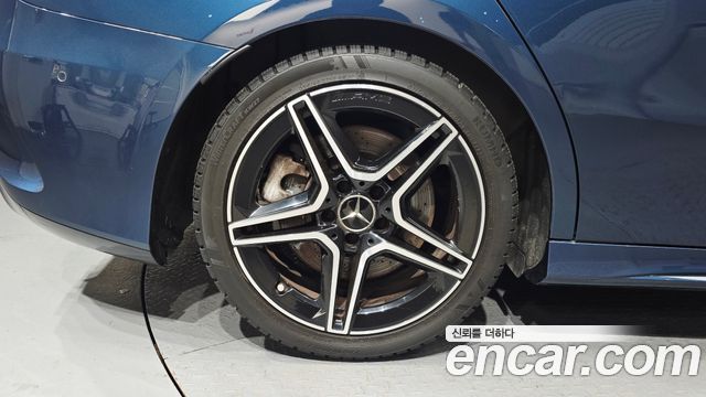 Mercedes-Benz A-Class AMG A35 4MATIC Sedan