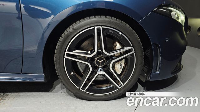 Mercedes-Benz A-Class AMG A35 4MATIC Sedan