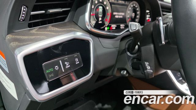 Audi A6 45 TFSI Premium