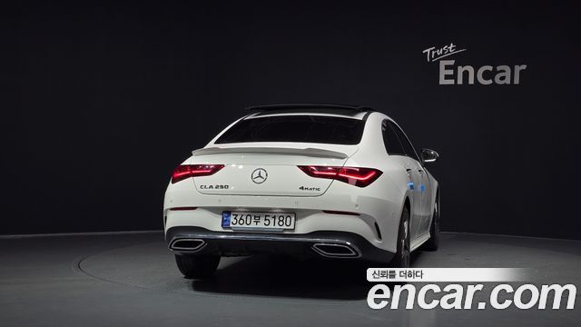 Mercedes-Benz CLA-Class CLA250 4MATIC