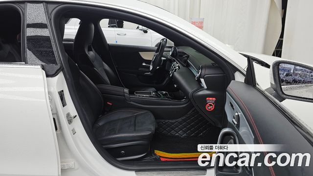 Mercedes-Benz CLA-Class CLA250 4MATIC