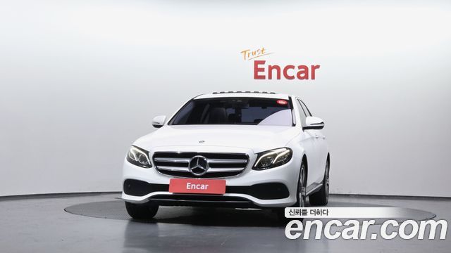 Mercedes-Benz E-Class E220d Avantgarde