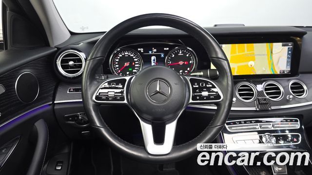 Mercedes-Benz E-Class E220d Avantgarde