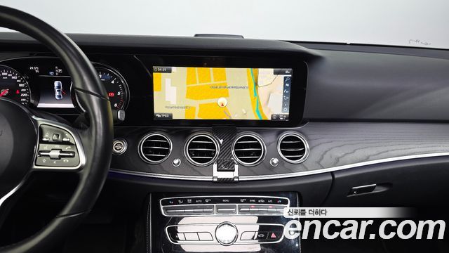 Mercedes-Benz E-Class E220d Avantgarde