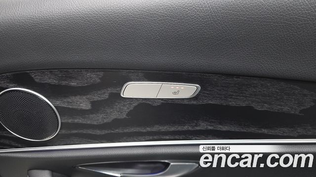 Mercedes-Benz E-Class E220d Avantgarde