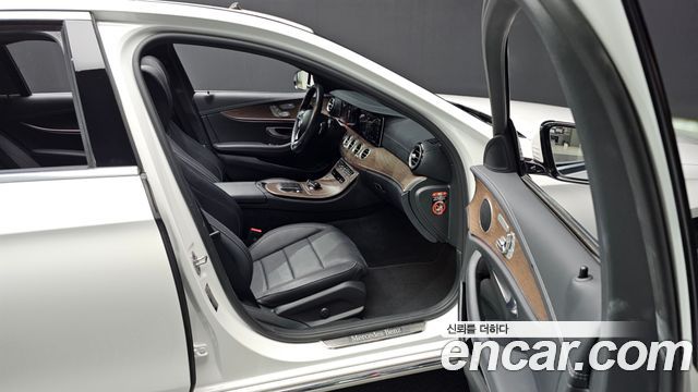 Mercedes-Benz E-Class E250 Exclusive