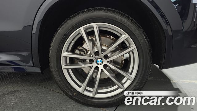 BMW X3 xDrive 20i M sports Online Exclusive Edition