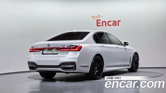 BMW 7-Series 730d xDrive M Sport