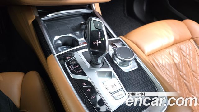 BMW 7-Series 730d xDrive M Sport