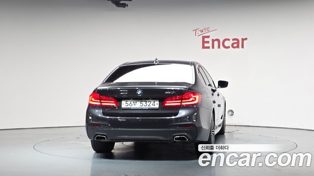 BMW 5-Series 530i M Sport Package Plus