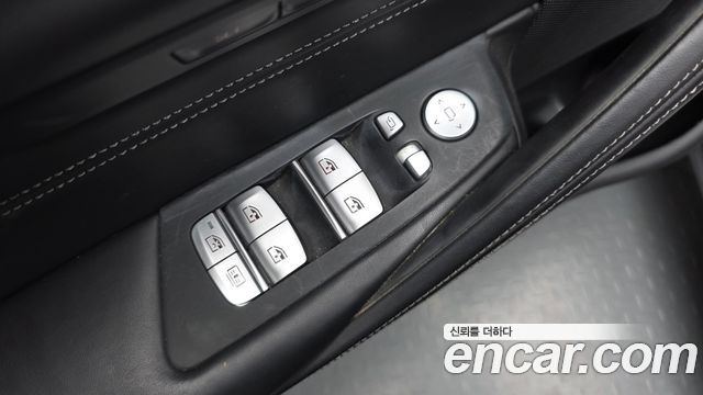 BMW 5-Series 530i M Sport Package Plus