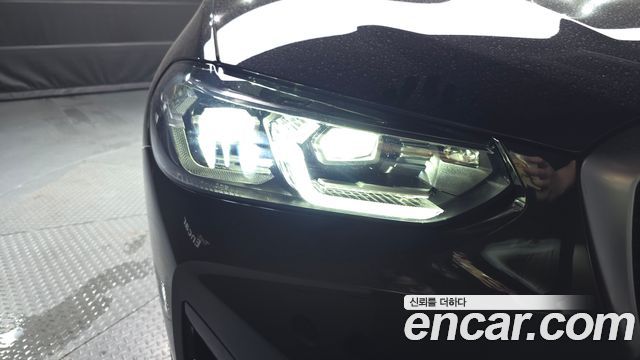BMW X4 xDrive20i xLine