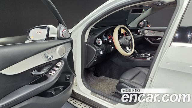 Mercedes-Benz GLC-Class GLC220 d 4MATIC Premium Coupe
