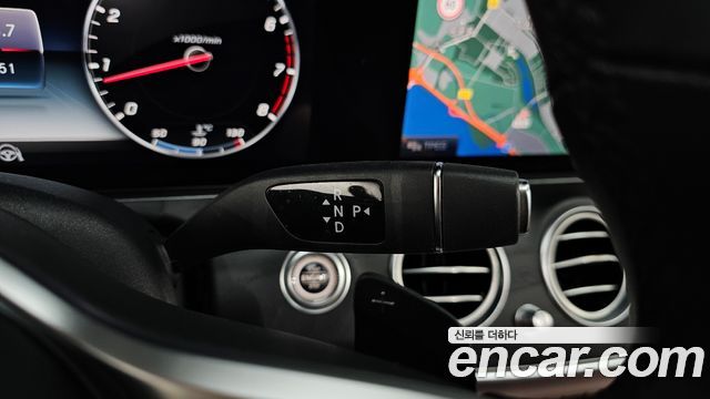 Mercedes-Benz E-Class E300 Avantgarde