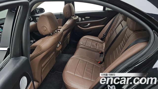 Mercedes-Benz E-Class E300 Avantgarde
