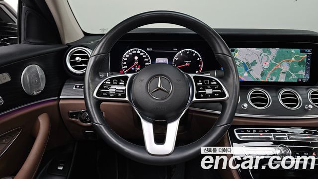 Mercedes-Benz E-Class E300 Avantgarde