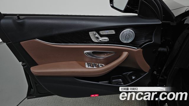 Mercedes-Benz E-Class E300 Avantgarde