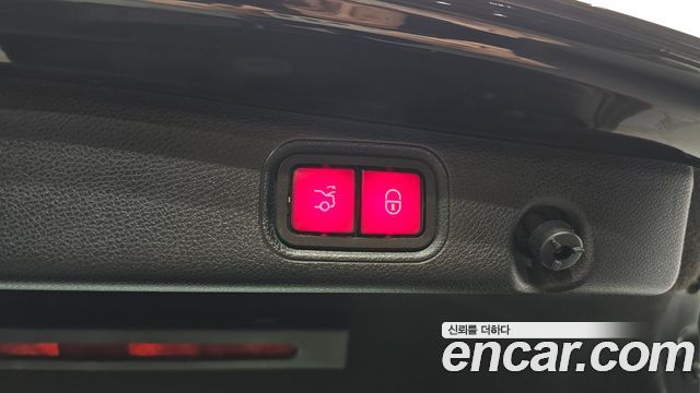 Mercedes-Benz E-Class E300 Avantgarde