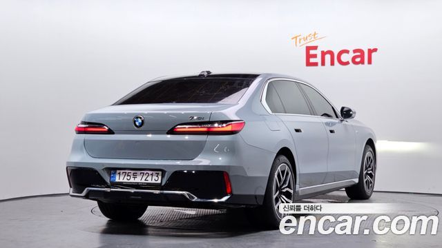 BMW 7-Series 740i sDrive M Sport