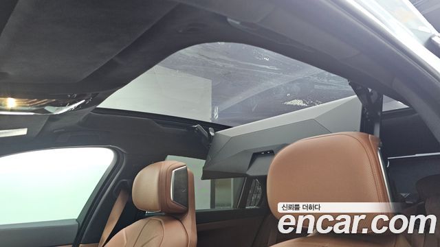 BMW 7-Series 740i sDrive M Sport