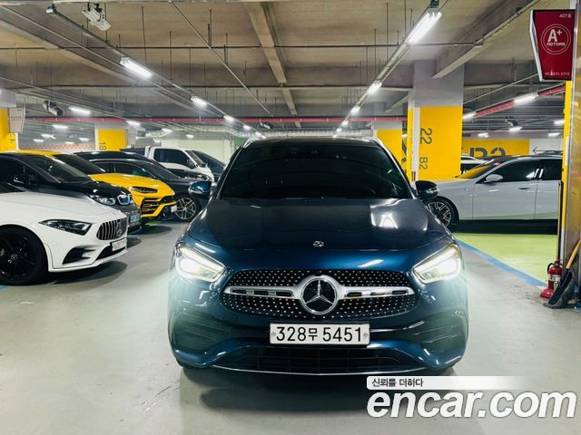 Mercedes-Benz GLA-Class GLA250 4MATIC