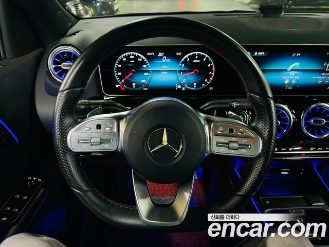 Mercedes-Benz GLA-Class GLA250 4MATIC