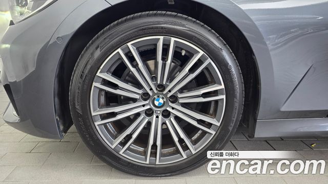 BMW 3-Series 320i M Sport