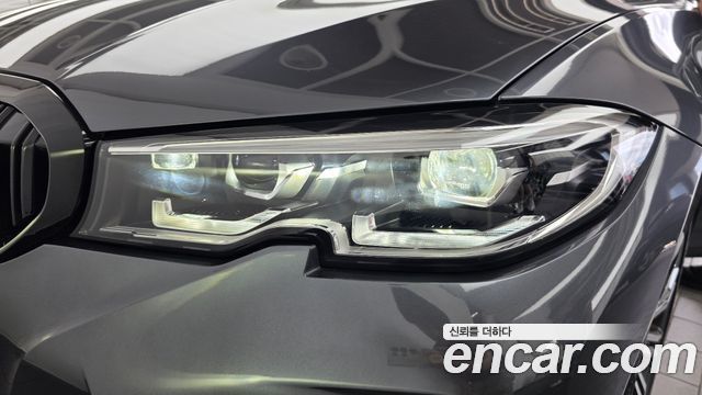 BMW 3-Series 320i M Sport