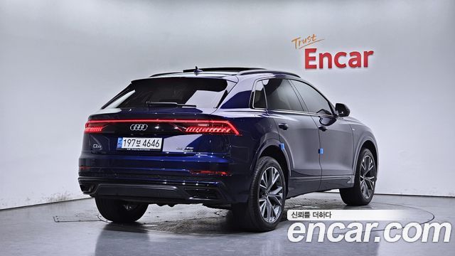 Audi Q8 55 TFSI Quattro Premium