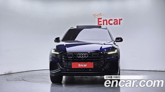Audi Q8 55 TFSI Quattro Premium