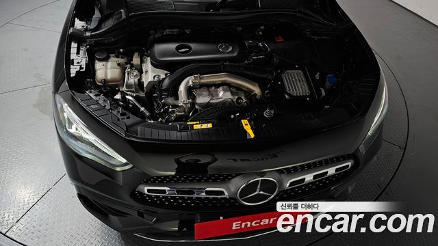 Mercedes-Benz GLA-Class GLA250 4MATIC