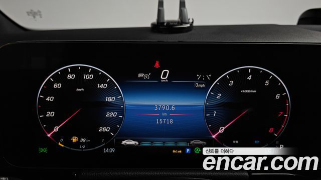Mercedes-Benz GLA-Class GLA250 4MATIC