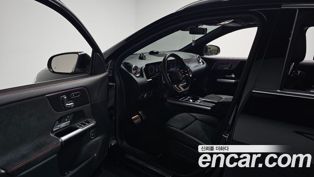 Mercedes-Benz GLA-Class GLA250 4MATIC