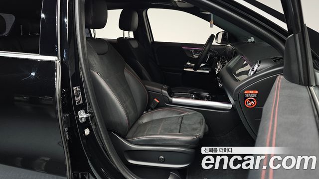 Mercedes-Benz GLA-Class GLA250 4MATIC