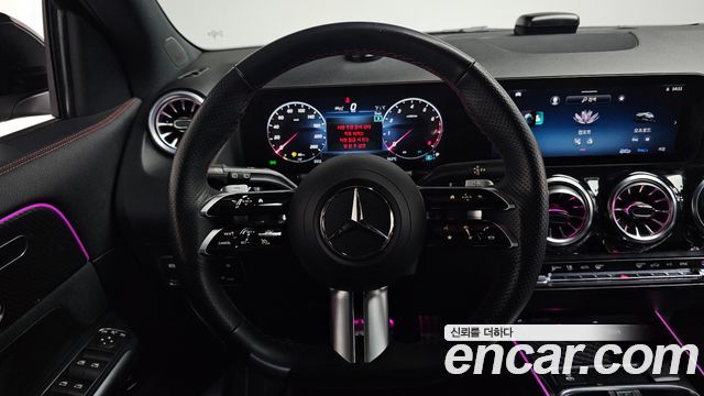 Mercedes-Benz GLA-Class GLA250 4MATIC