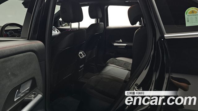 Mercedes-Benz GLA-Class GLA250 4MATIC