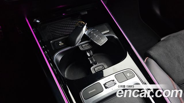 Mercedes-Benz GLA-Class GLA250 4MATIC
