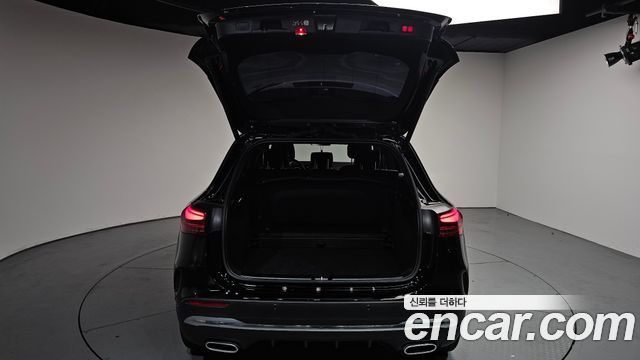 Mercedes-Benz GLA-Class GLA250 4MATIC