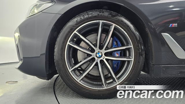 BMW 5-Series 520i M Sport