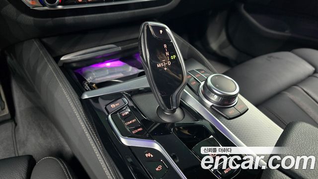 BMW 5-Series 520i M Sport