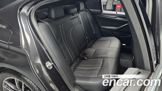 BMW 5-Series 520i M Sport