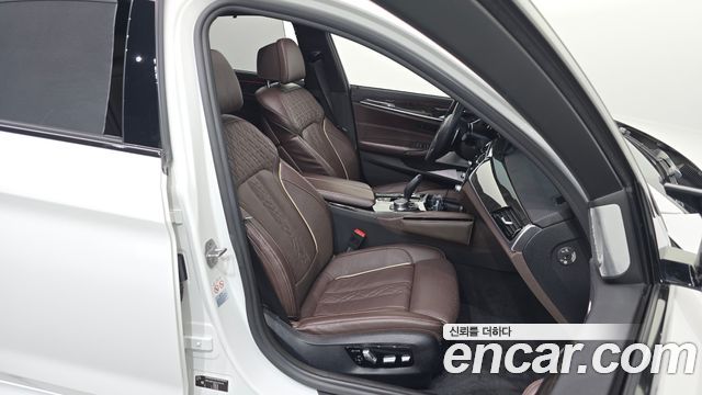BMW 5-Series 540i xDrive M Sport Plus
