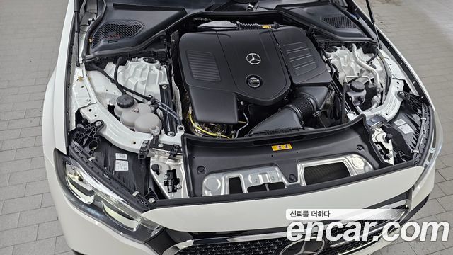 Mercedes-Benz E-Class E200 AMG Line