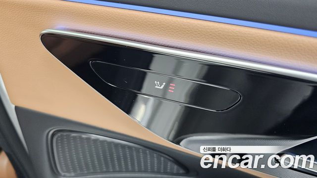 Mercedes-Benz E-Class E200 AMG Line