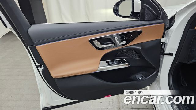 Mercedes-Benz E-Class E200 AMG Line