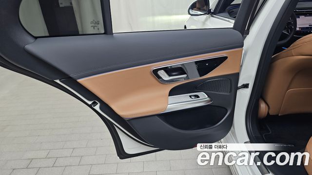 Mercedes-Benz E-Class E200 AMG Line